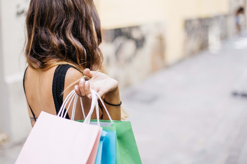 Shopping im Outlet macht Spaß und spart Geld