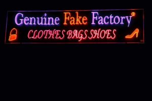 Read more about the article Fake Shops und Fake Outlets im Internet erkennen
