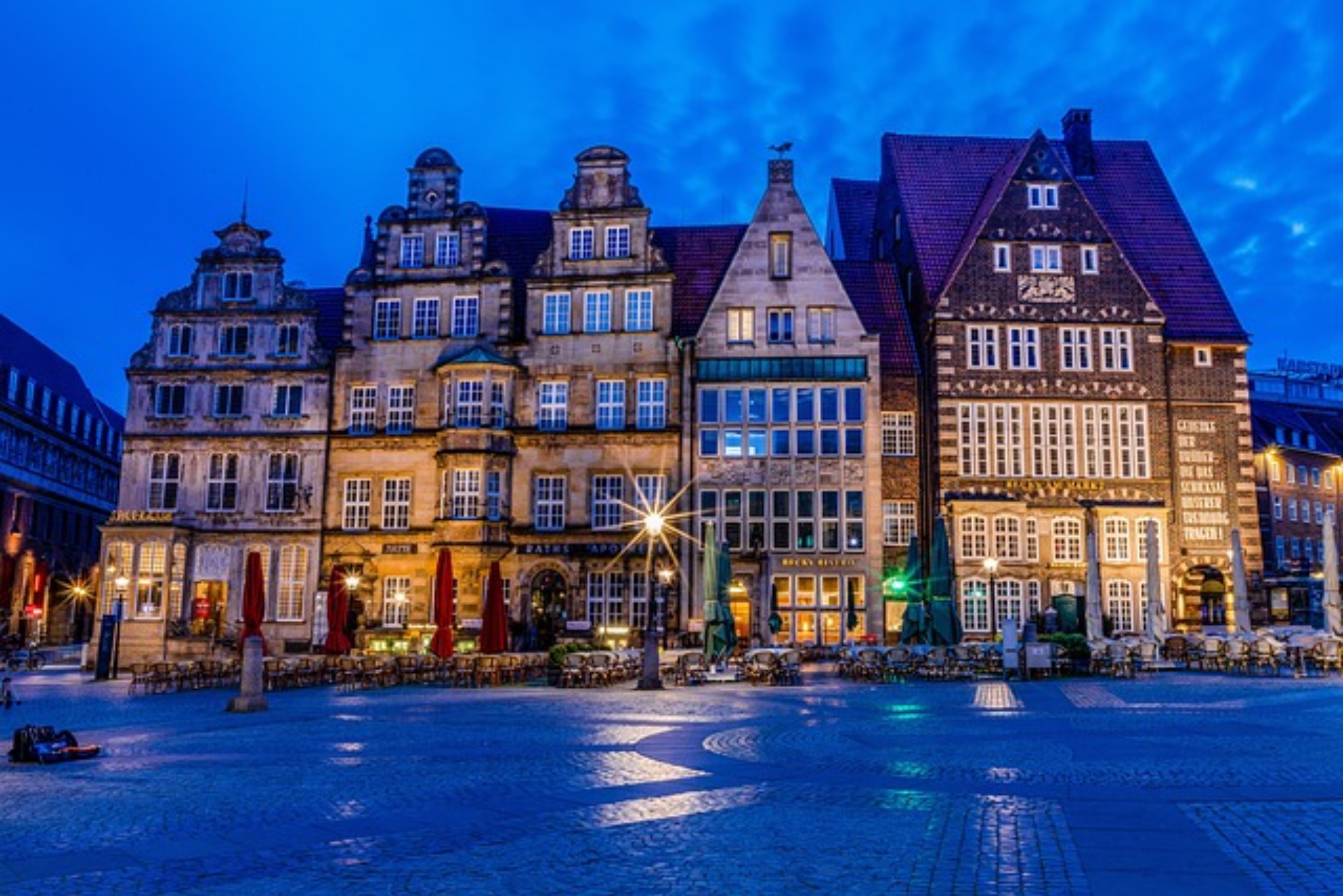 Du betrachtest gerade Outlets in Bremen: Einkaufsparadies für hochwertige Marken zu Schnäppchenpreisen