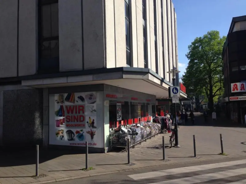 Woolworth Lagerverkauf Neuss