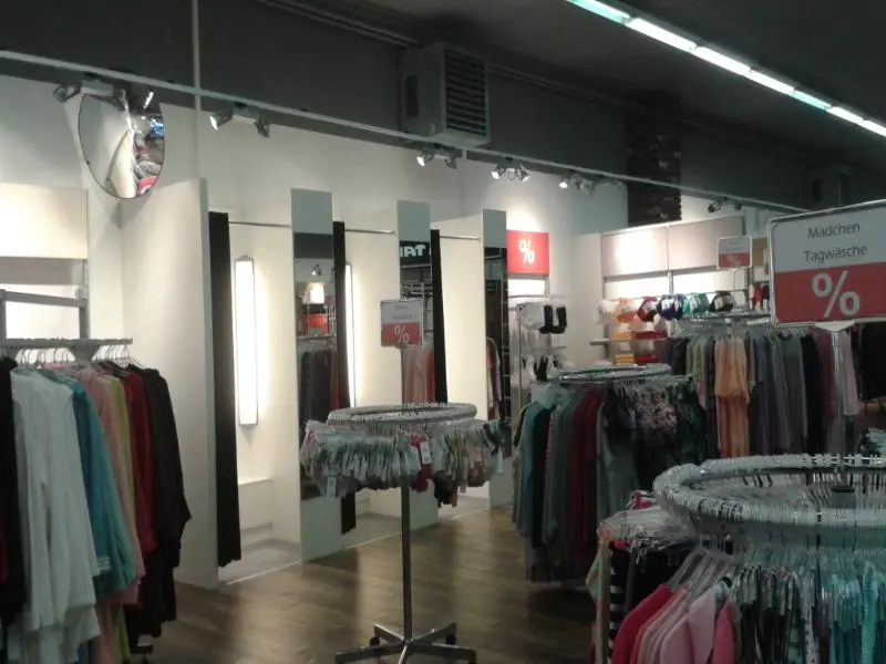 Replay Factory Outlet Frechen