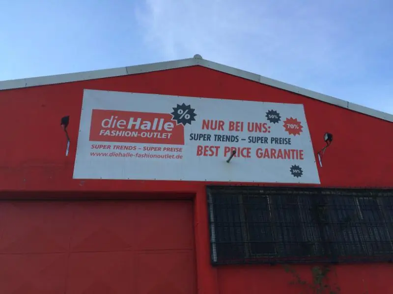 Die Halle Fashion Outlet Xanten-Birten