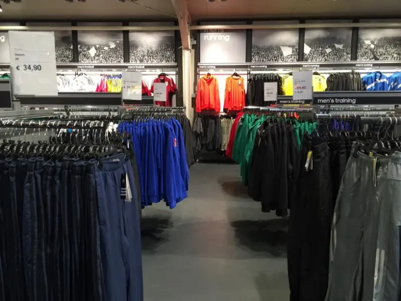 Adidas Factory Outlet Shop Piding