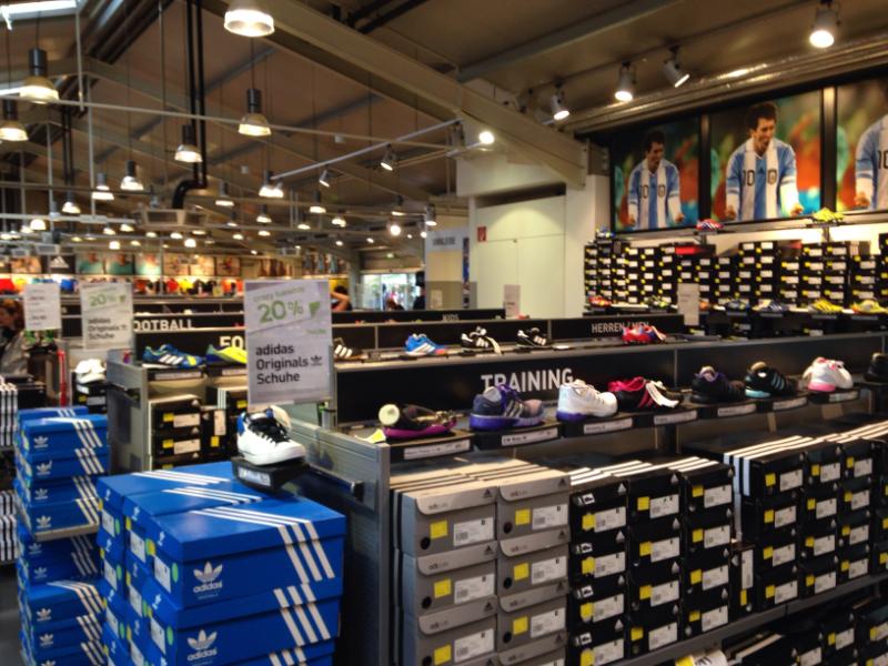 Glad systematisk Ung dame مؤسسة بنى سنيزي adidas outlet store deutschland -  santafemexicanrestaurant.com