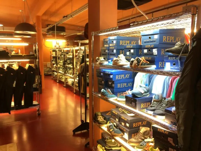 Replay Factory Outlet Düsseldorf