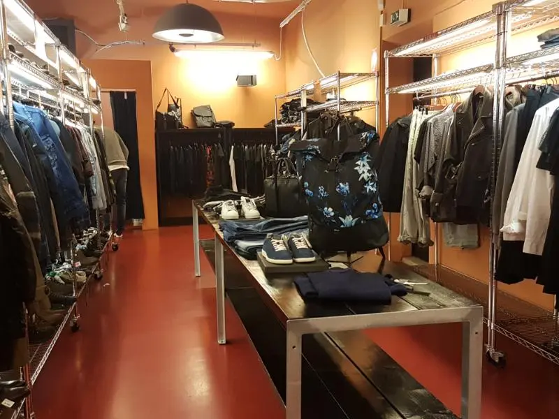 Replay Factory Outlet Düsseldorf