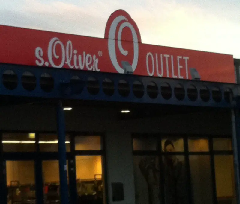 You are currently viewing s.Oliver Outlet Gremsdorf - Oliver weiß, was schick ist