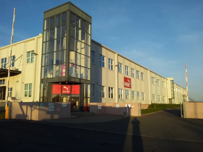 PUMA Outlet-Store Schlüsselfeld