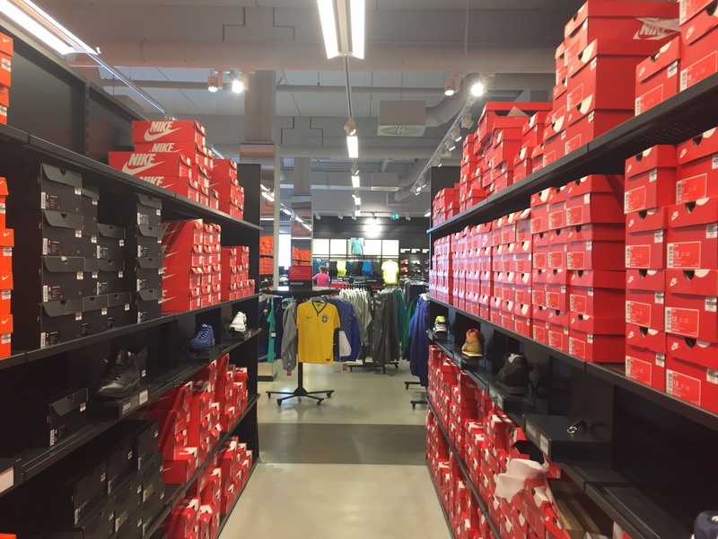 Stille Editor Block nike store parsdorf öffnungszeiten Stapel Warnung