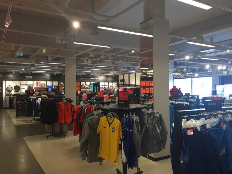 refugiados Charlotte Bronte Una noche Nike Outlet Brunthal » Lohnt sich's?