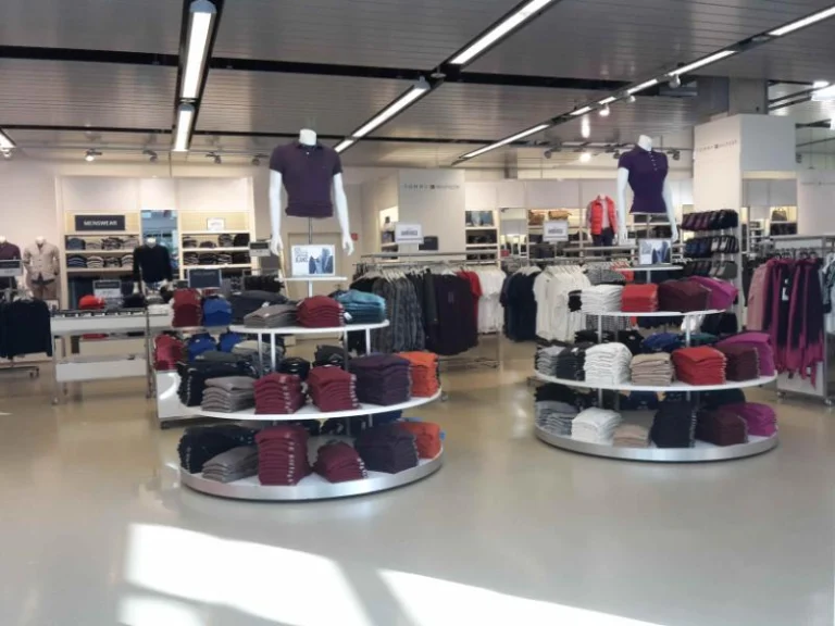 seemaxx Outlet Center  Radolfzell