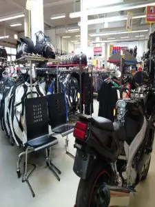 Louis Motoradzubehör Hamburg