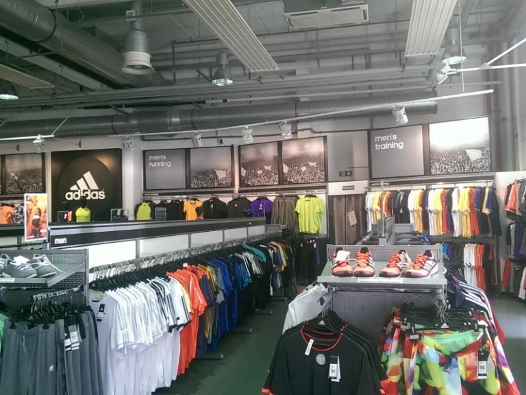 Adidas Factory Outlet Shop Klagenfurt am Wörthersee
