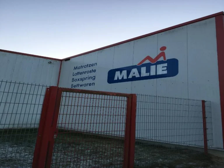 Malie Outlet Warin