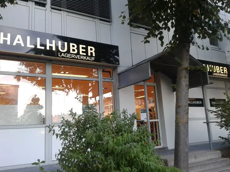 You are currently viewing Hallhuber Outlet München - Kleine Preise mit großem Hall