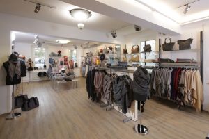FRAAS Factory Outlet Wüstenselbitz