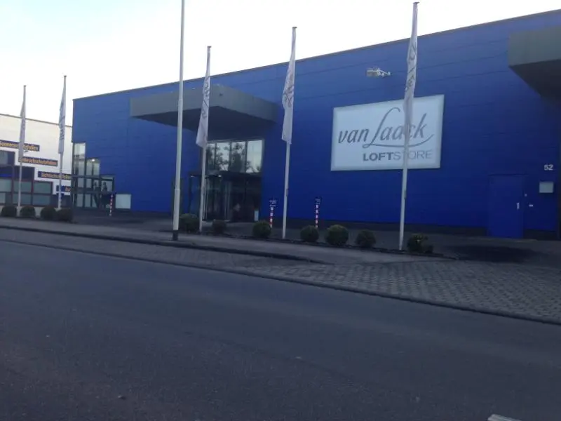 Van Laack Loftstore Frechen
