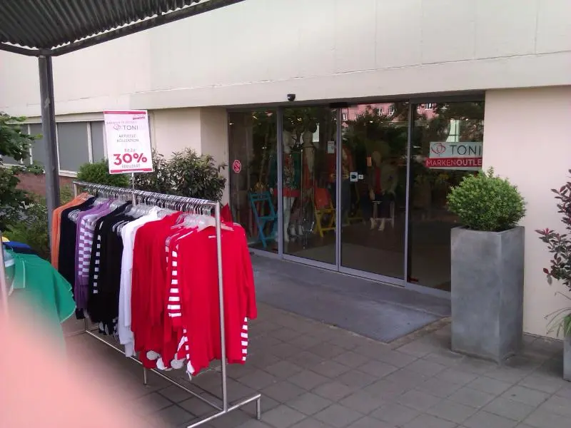 Toni Dress Forchheim
