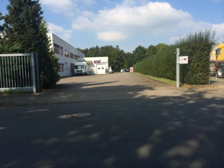 Liberty Damenmoden Factory Outlet Store Lübbecke