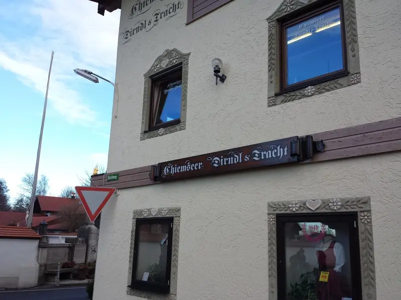 Chiemseer Dirndl & Tracht Direktverkauf Übersee
